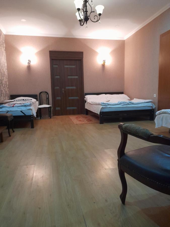 Historical Apartment In City Center Tbilisi Exterior foto